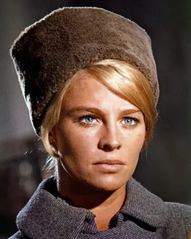 Julie-Christie-in-Dr-Zhivago-e1417622448122