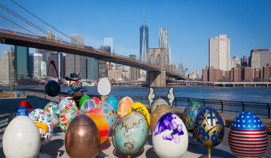 AddNew_TheBigEggHuntNYCdigitalapp20140415153058